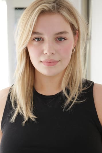 CLAIRE  SMITH 