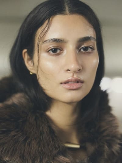 Tara  Zoe