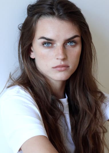 Alma Lund