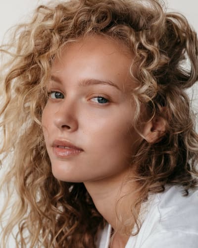 Babette Vivian