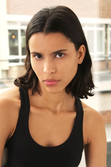Isabela Correia
