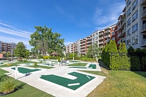Renoir Complexe Domiciliaire