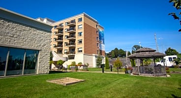 Royale Place Retirement Residence