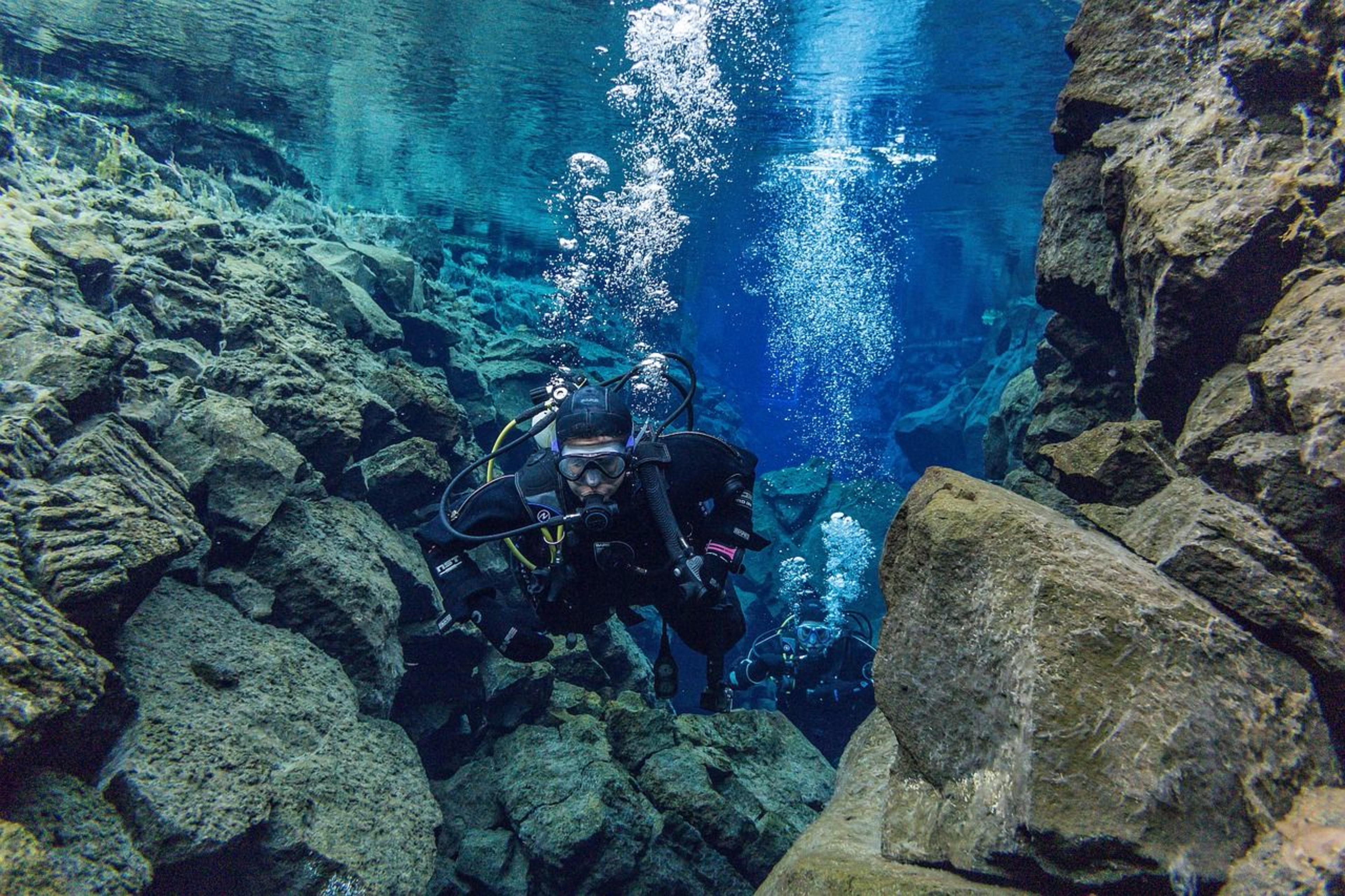 Silfra snorkeling7.jpg