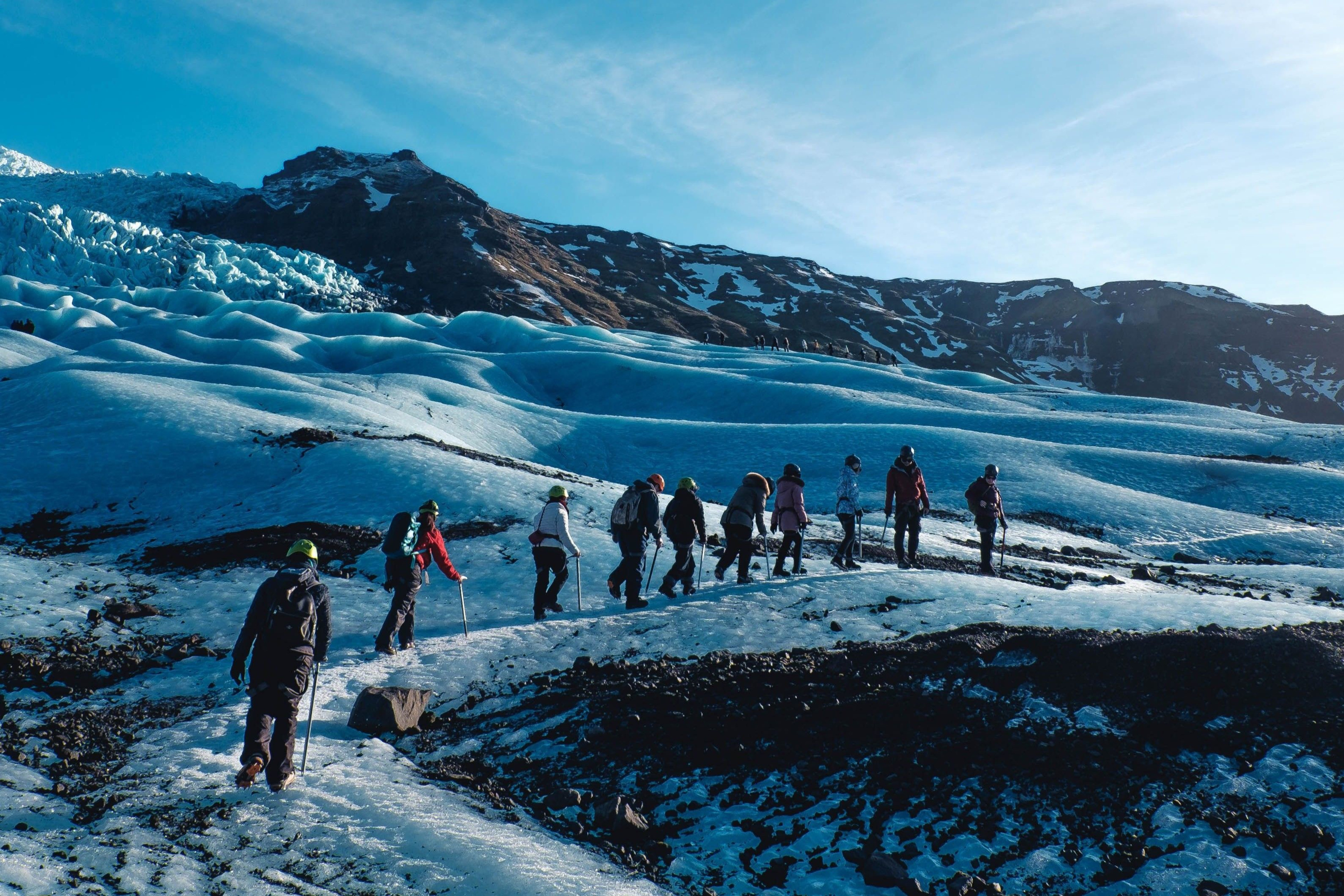 glacier walking with professional guide