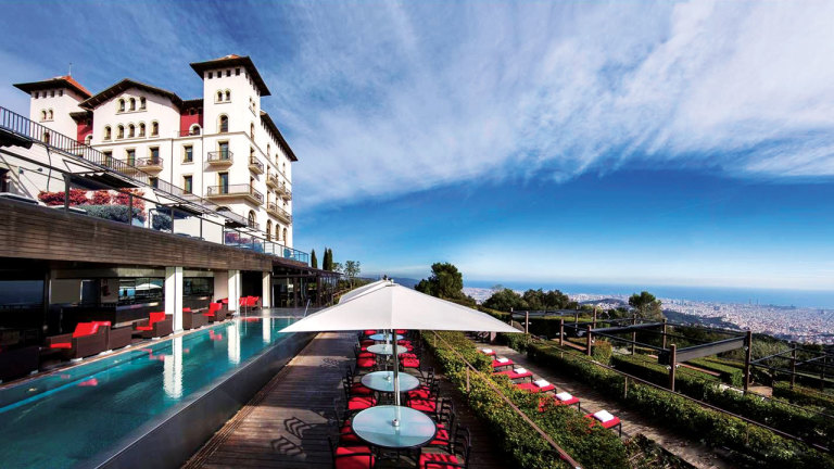 Hotels de luxe (3) Hotels de luxe (3)