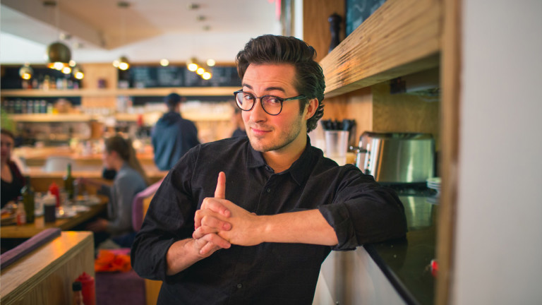 Bryan le serveur Bryan le serveur