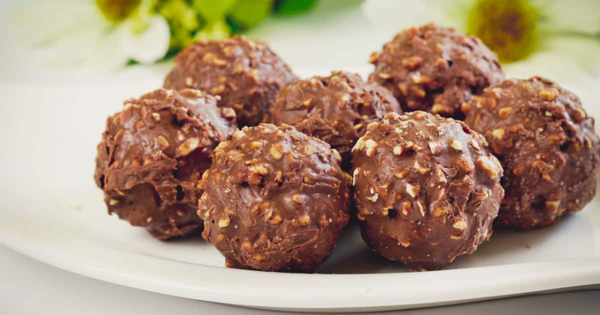 Recette de rochers aux noisettes et au chocolat | Zeste