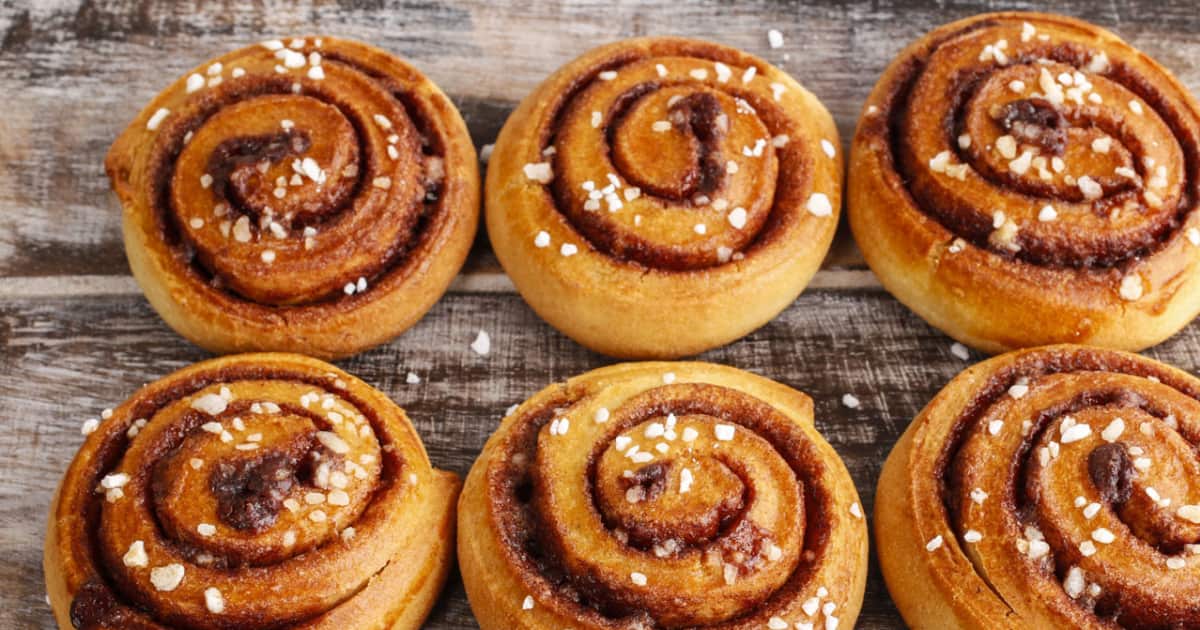 Recette De Cinnamon Rolls Roules A La Cannelle Zeste