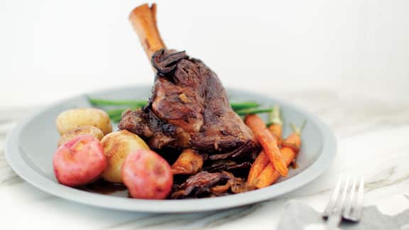 Jarret D Agneau Du Quebec Braise Aux Cepres Et A La Creme De