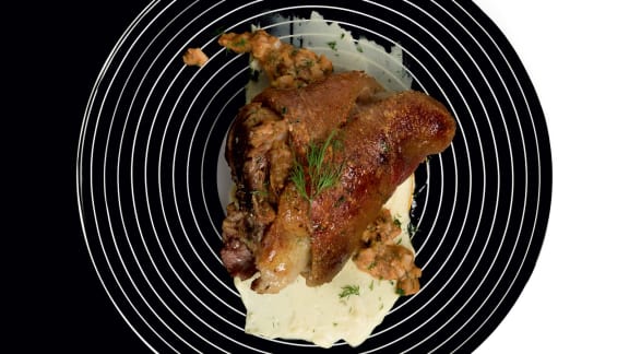 Jarret De Porc Confit Croustillant Aligot A La Moutarde Et Moelle