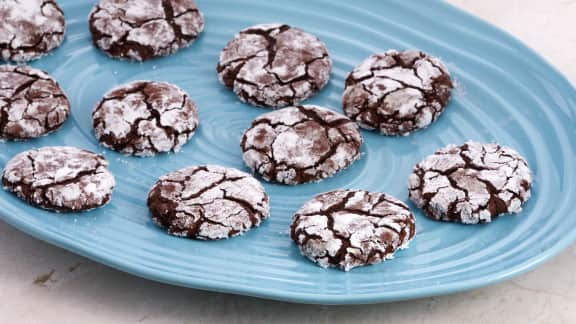 Biscuits craquelés au chocolat (sans farine)