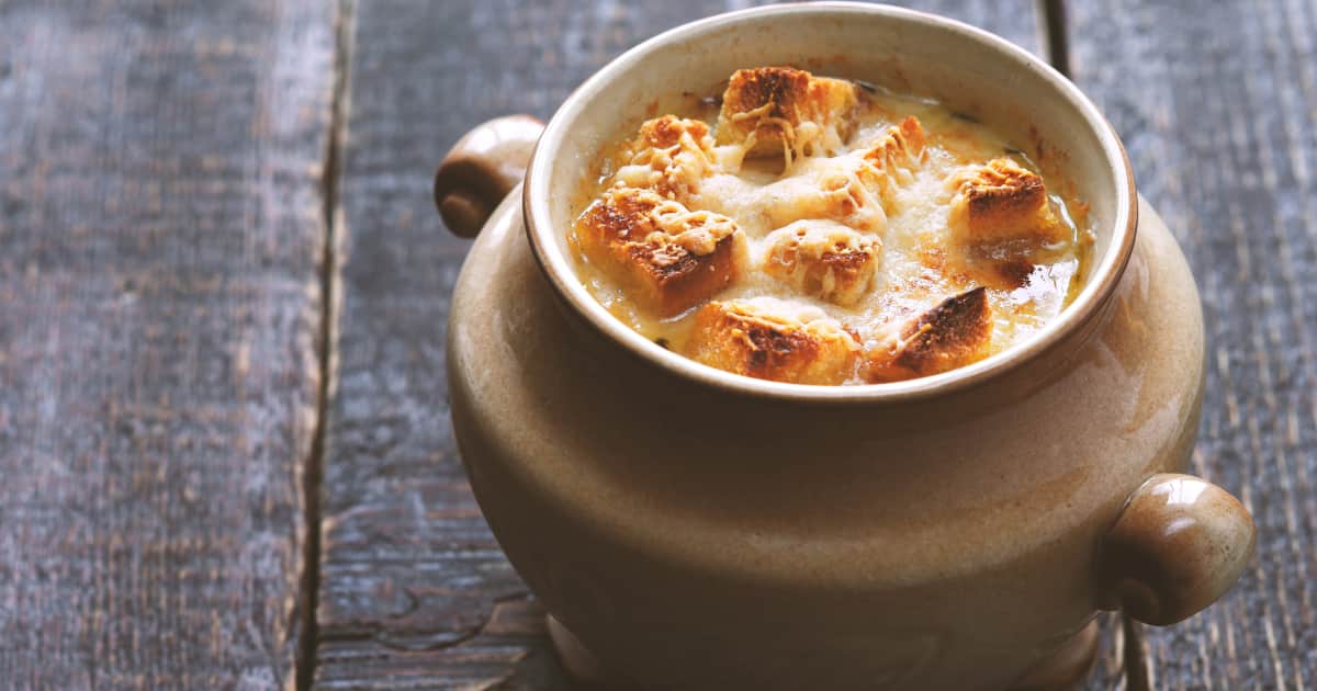 Soupe à l'oignon et au vin rouge Zeste