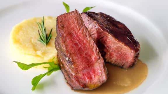 Recette De Jarret De Boeuf Wagyu Et Polenta Au Parmesan Foodlavie