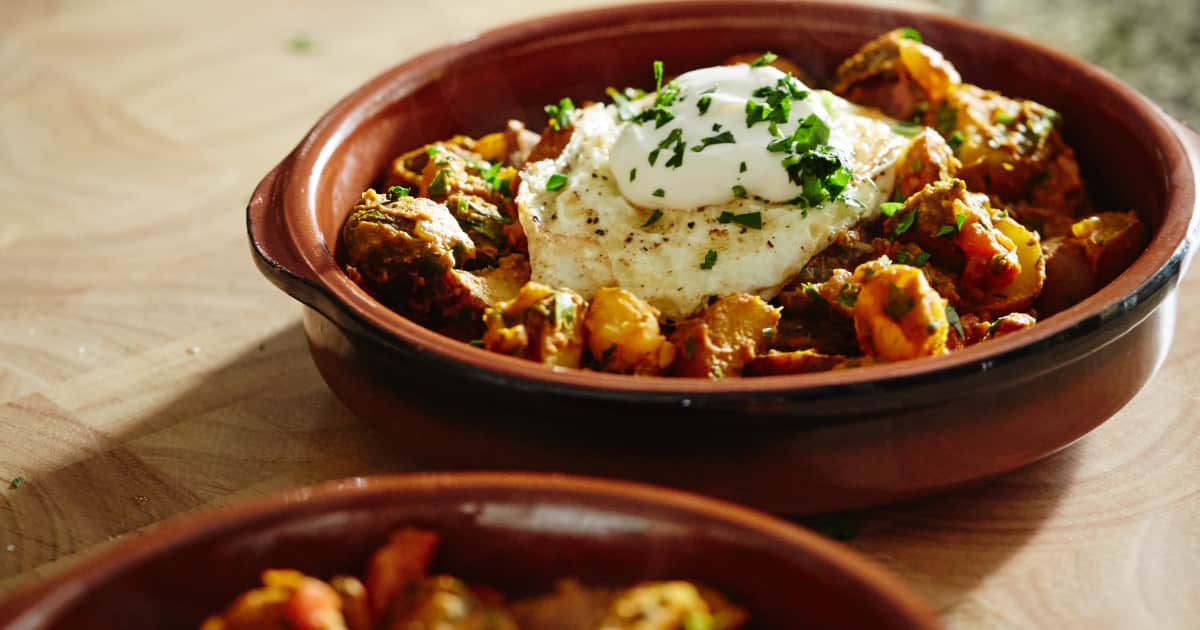 Recette De Bol De Pommes De Terre Sautees Et Oeufs Frits Zeste