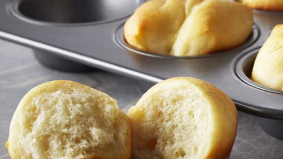 Pains Moelleux Parker House Rolls - 