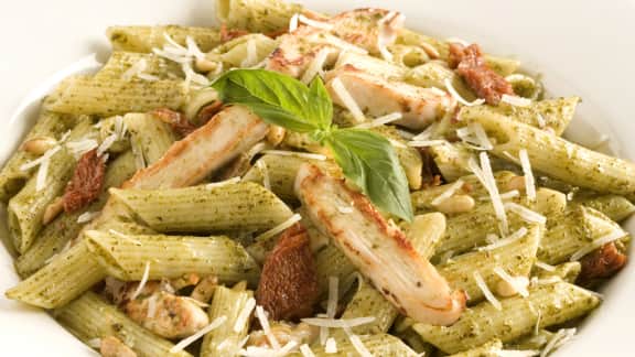 Recette Penne Au Poulet Et Pesto Zeste
