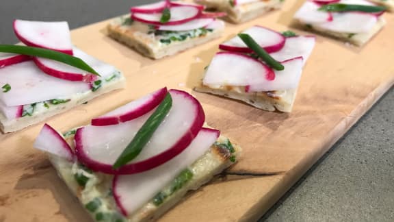 Tartine Radis Beurre Sur Naan Maison Zeste