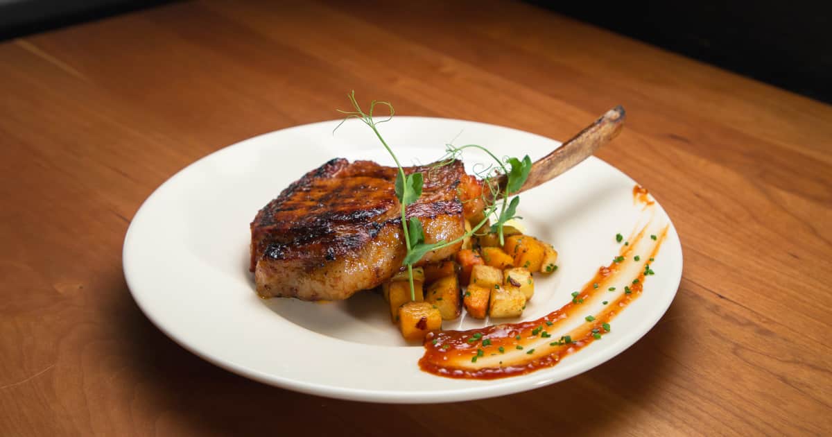 Recette de côtelettes de porc marinées, sauce bbq Zeste