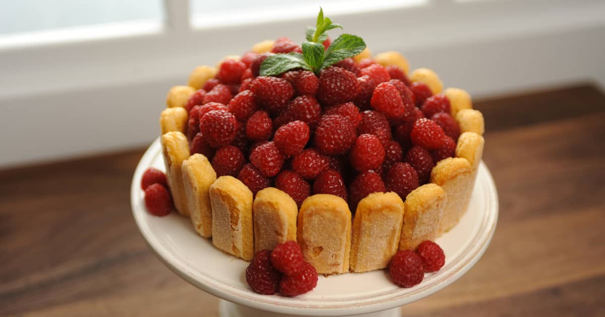 Recette De Charlotte Au Chocolat Et Aux Framboises Zeste
