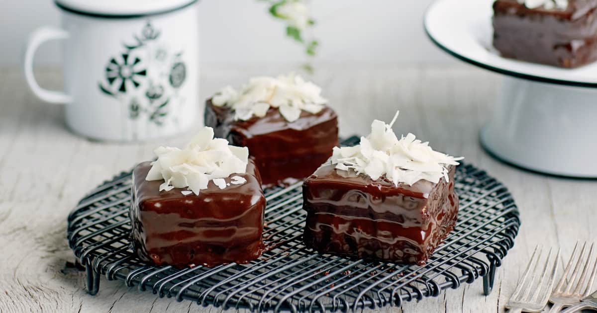 Recette De Lamingtons Au Chocolat Noir De Donna Hay Zeste