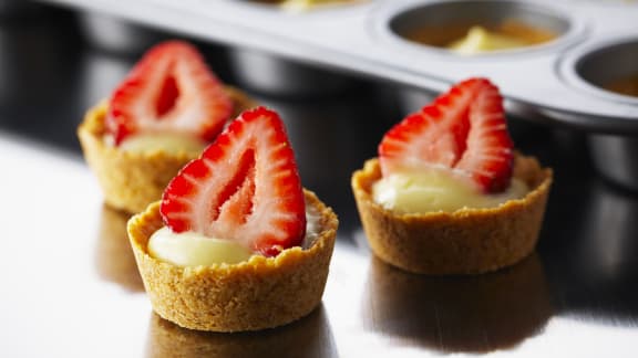 Mini Tartes A La Fraise Et A La Creme Patissiere Foodlavie