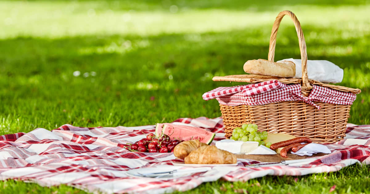 8 accessoires pour organiser un pique-nique au parc | Zeste
