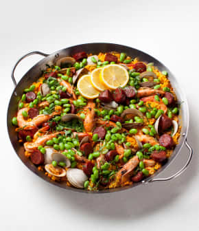 Recette De Crevettes Et Saucisses A La Cajun Sur Plaque Foodlavie