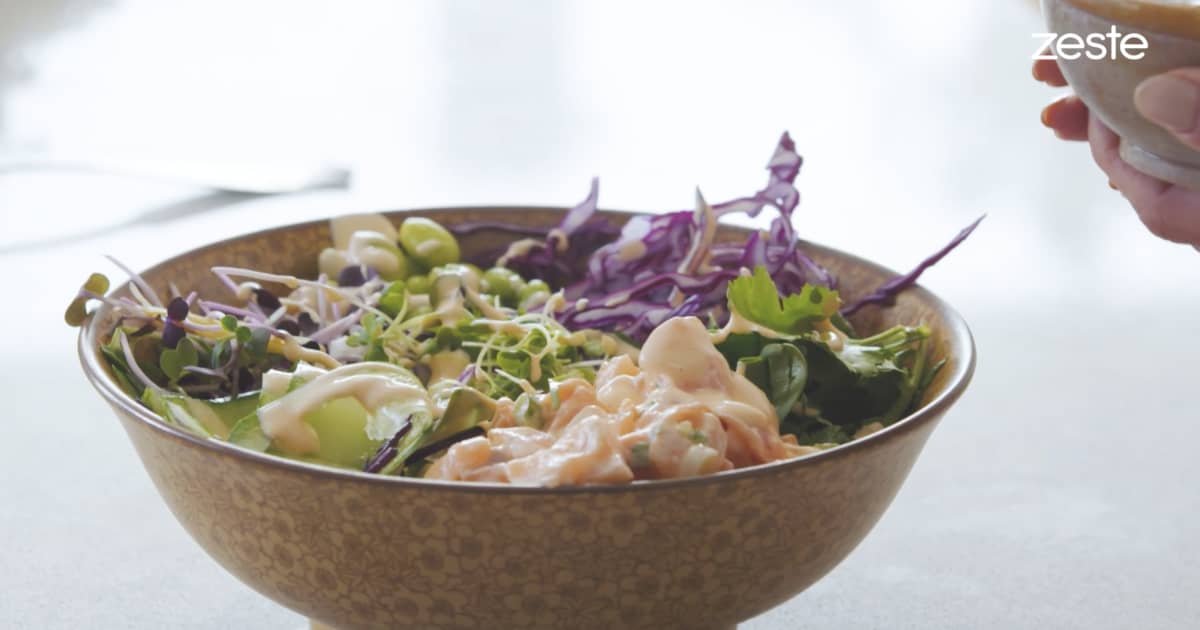 Trois fois par jour & vous Bol poké avec tartare aux deux saumons Zeste