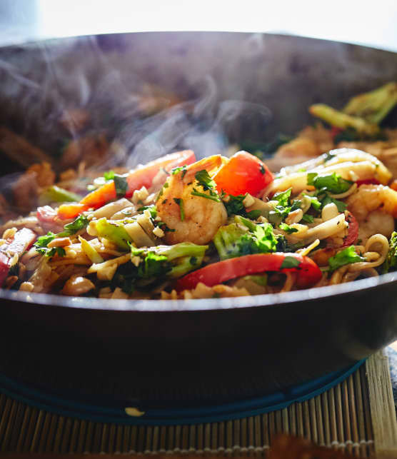 Download Courge Spaghetti Aux Fruits De Mer Fumée Sur Bbq Au Charbon Pictures