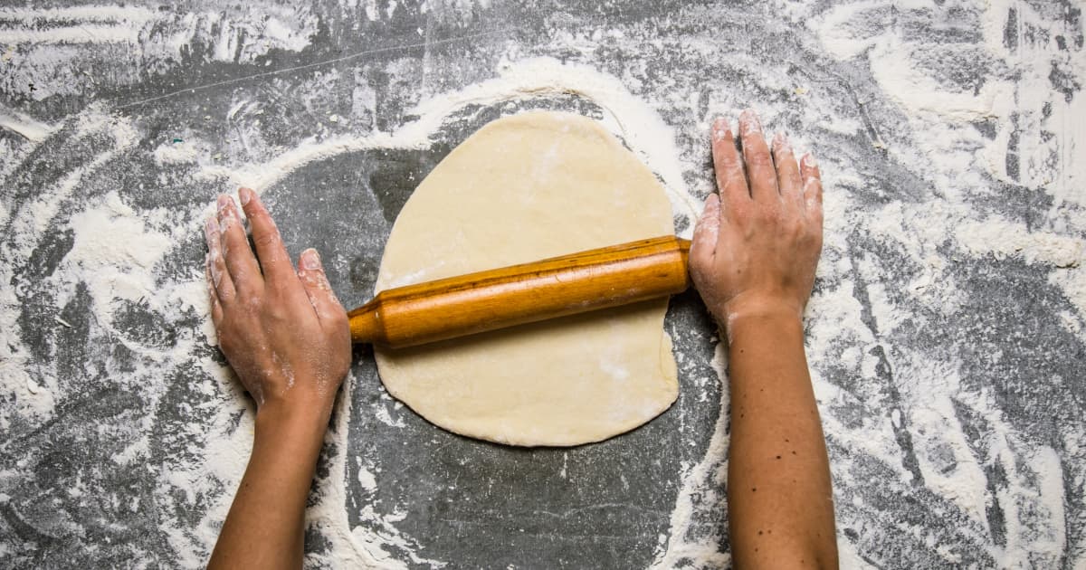 Comment Etaler Une Pate A Pizza Zeste