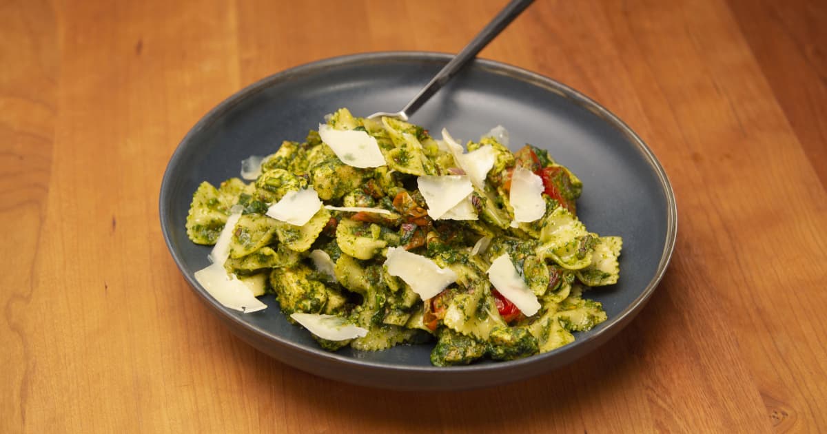 Recette De Farfalles Au Poulet Et Pesto Maison Zeste