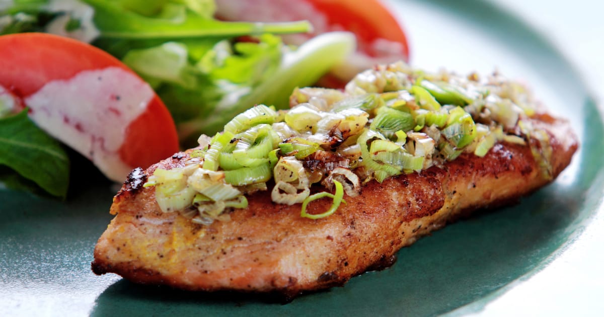 Recette: Truite en croûte de noix à la thaïe | Glouton