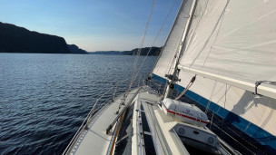 Voile et nuitée sur un voilier dans le fjord du Saguenay