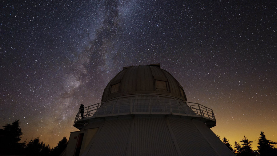 Après l'éclipse : les meilleurs endroits où observer les étoiles au Québec