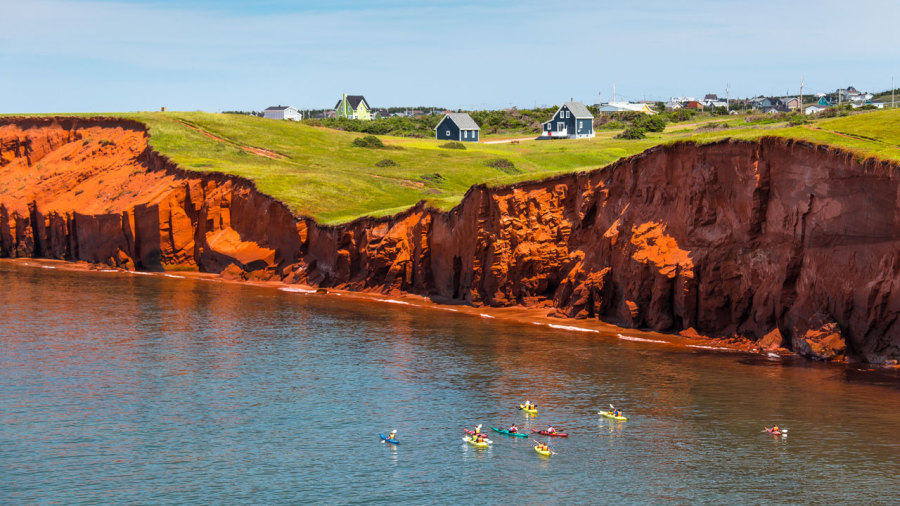 Iles de la Madeleine : 5 belles randonnées en kayak de mer