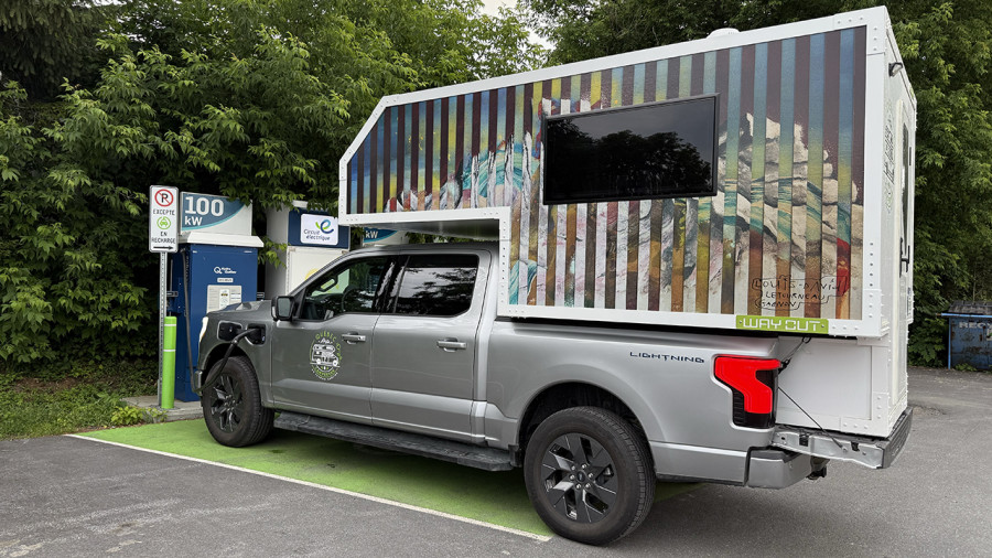 Road trip en électrique : où trouver une borne de recharge?