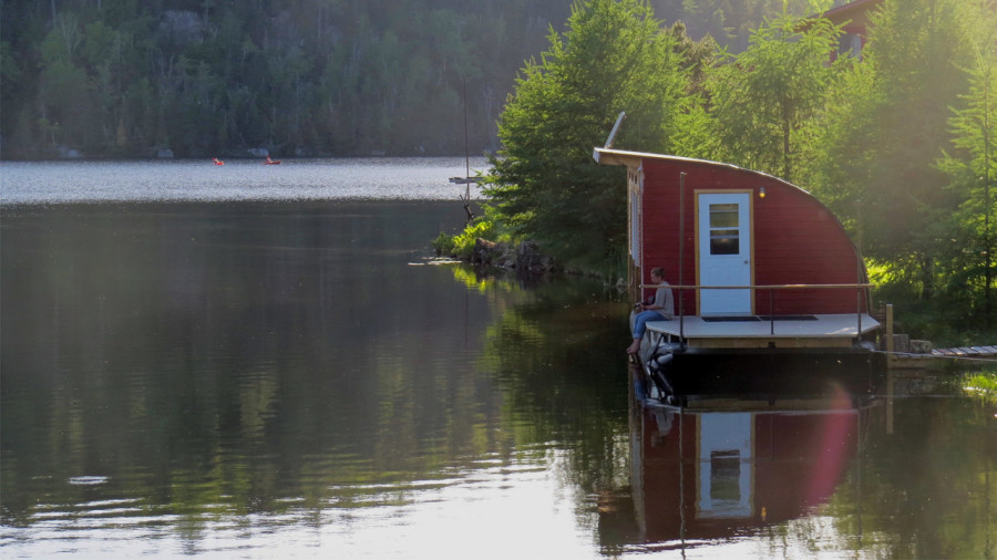 En chalet… les pieds dans l’eau