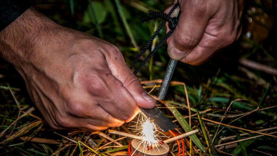 Laurentides : Héli-survie au fond des bois