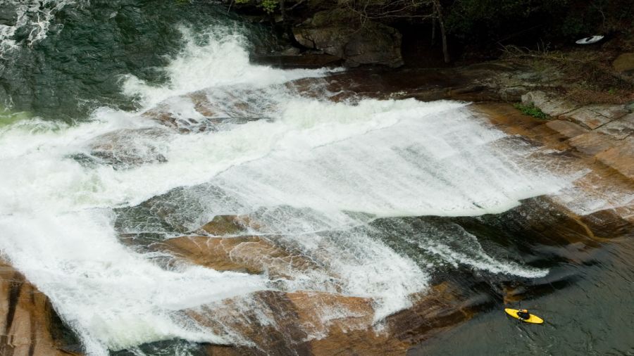  Kayak de rivière : ce que Steve Fisher pagaie au Québec