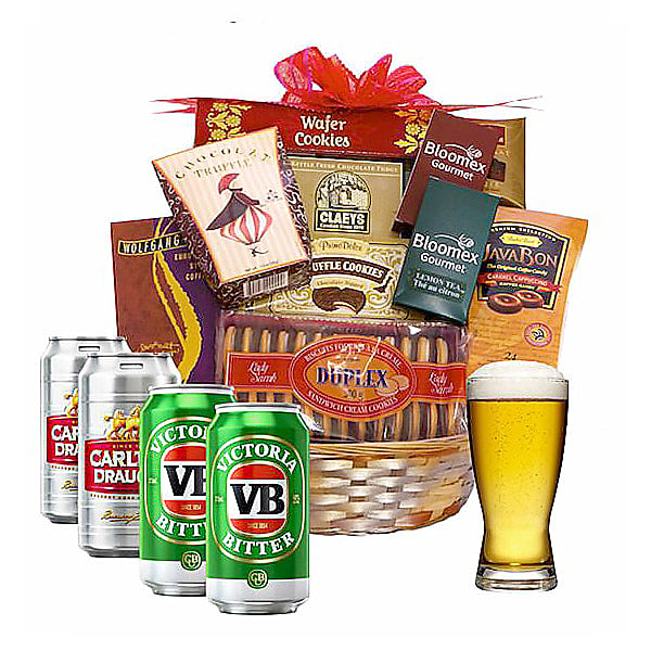 Tinny &amp; Treats Basket