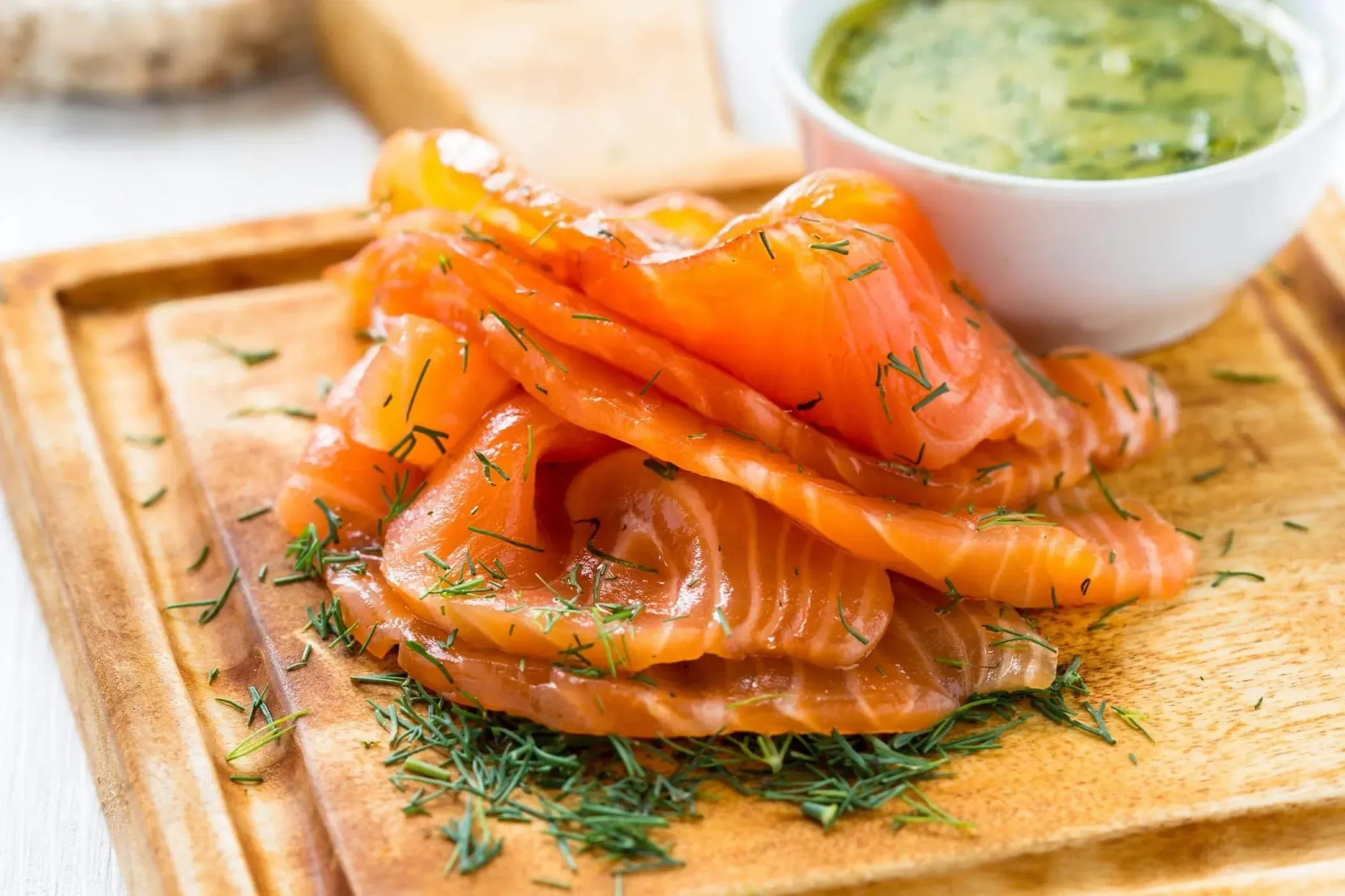 Gravlax (fresh salmon marinated in dill)
