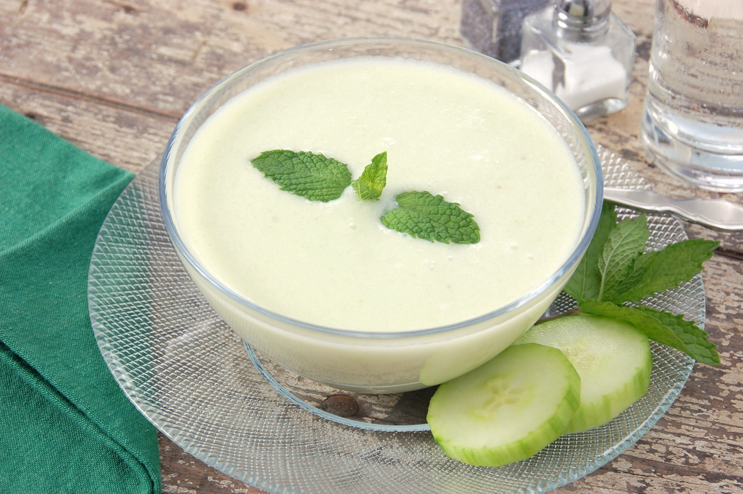 Recipe of the Cucumber and mint gazpacho - Healthy recipes