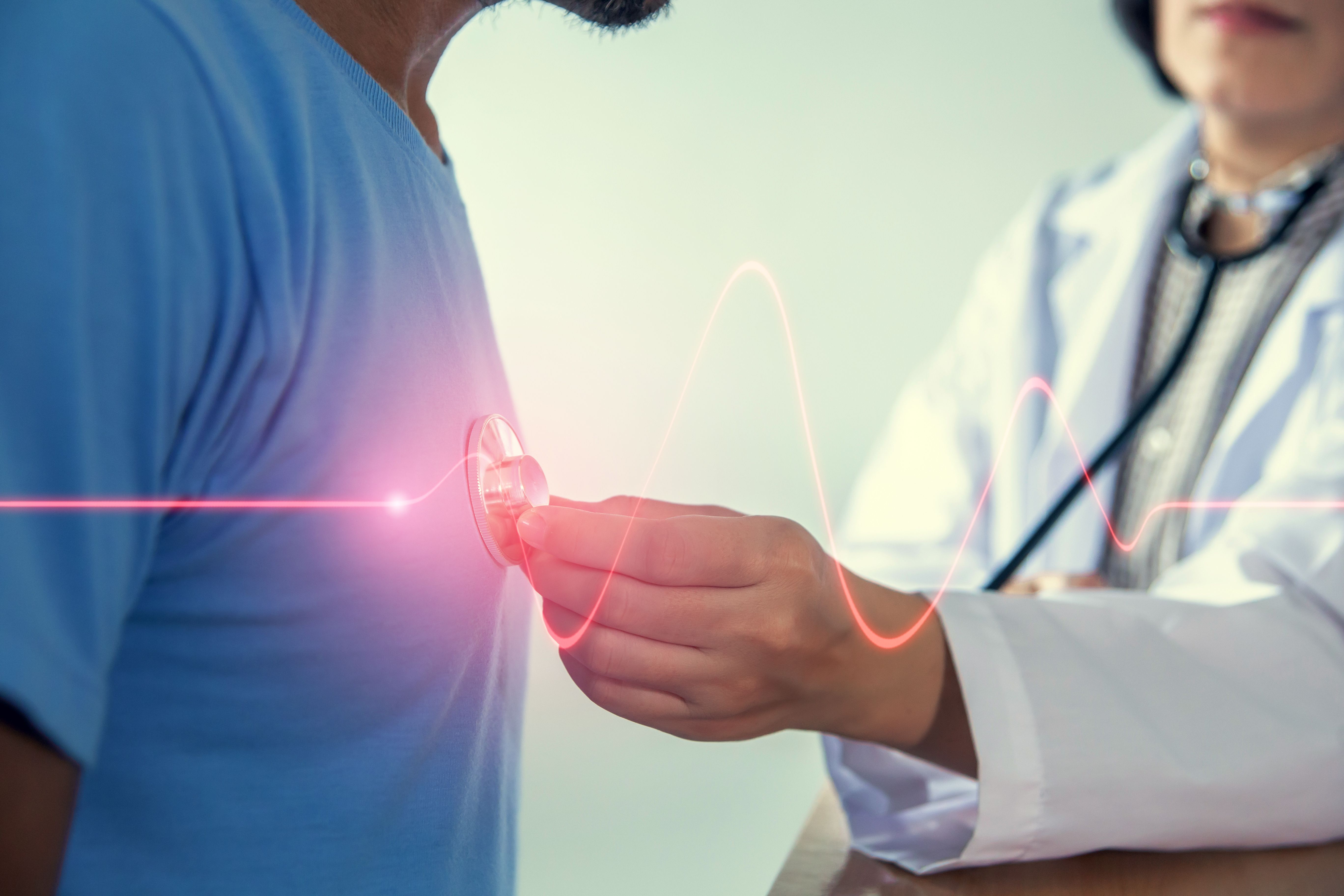 patient consulting doctor