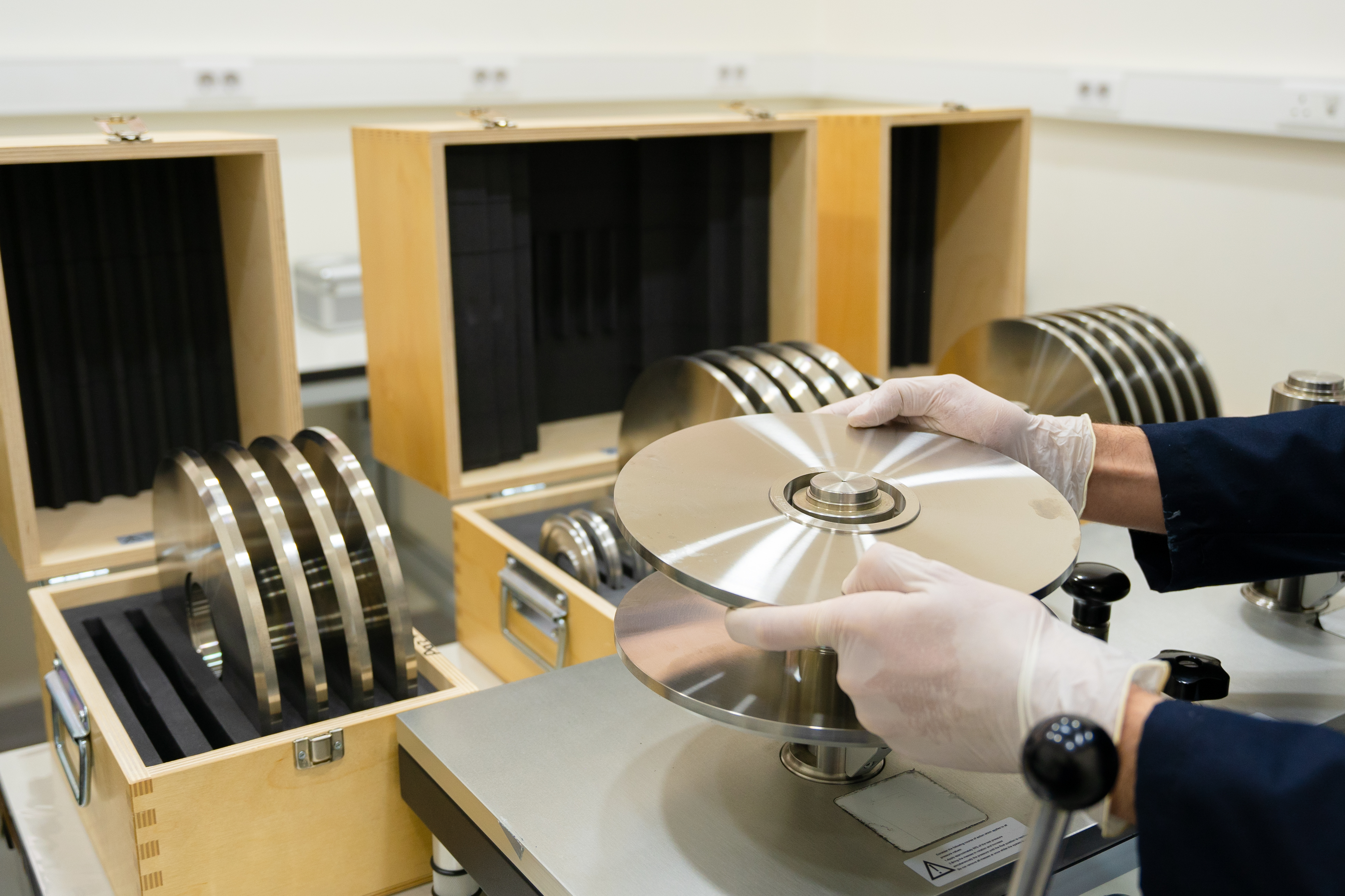 Calibration of pressure measuring instruments — photo 3