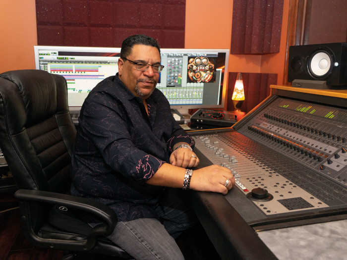 matt-warren-studio-sound-solution-recording-1@1400x1050.jpg