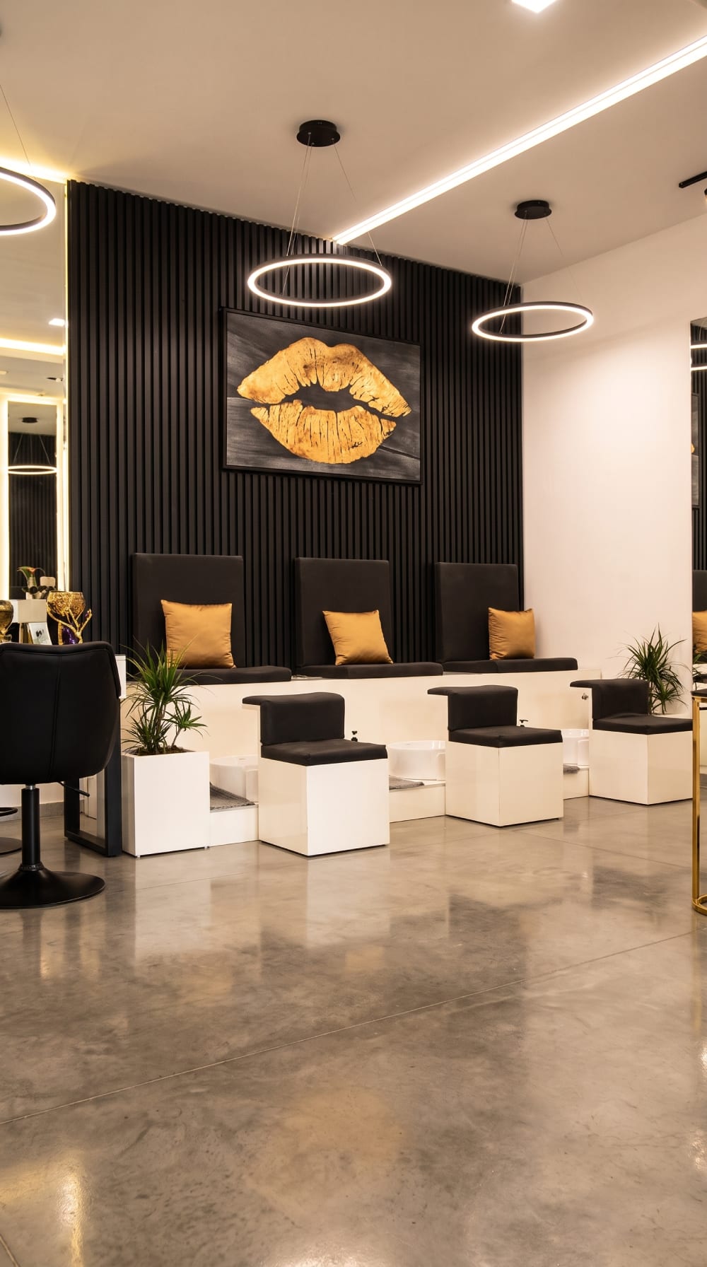 Soins et Beauté beauty center and aesthetic clinic in Hazmieh, Lebanon