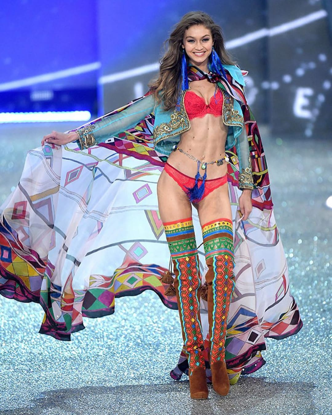 Gigi Hadid photo 10