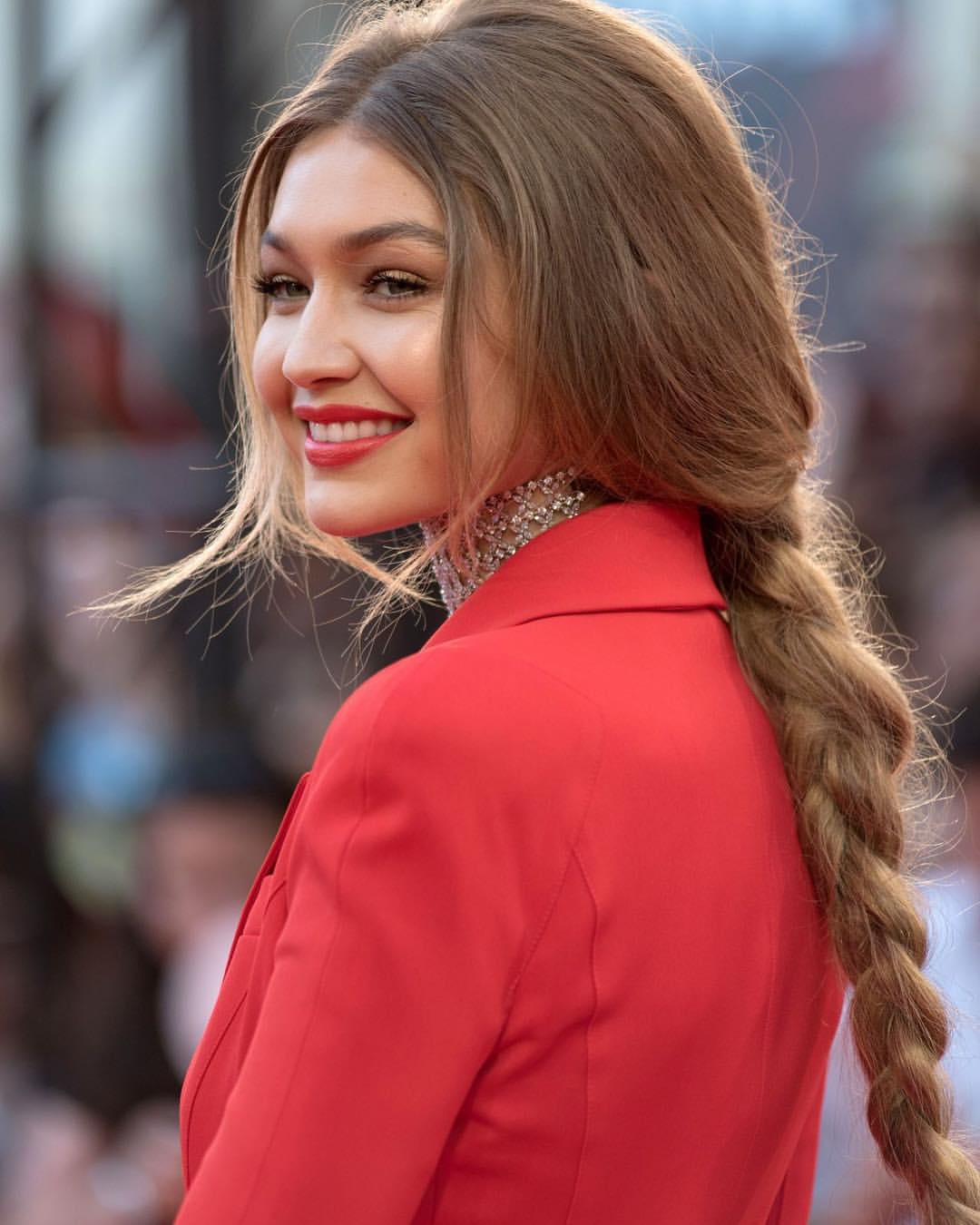 Gigi Hadid photo 16