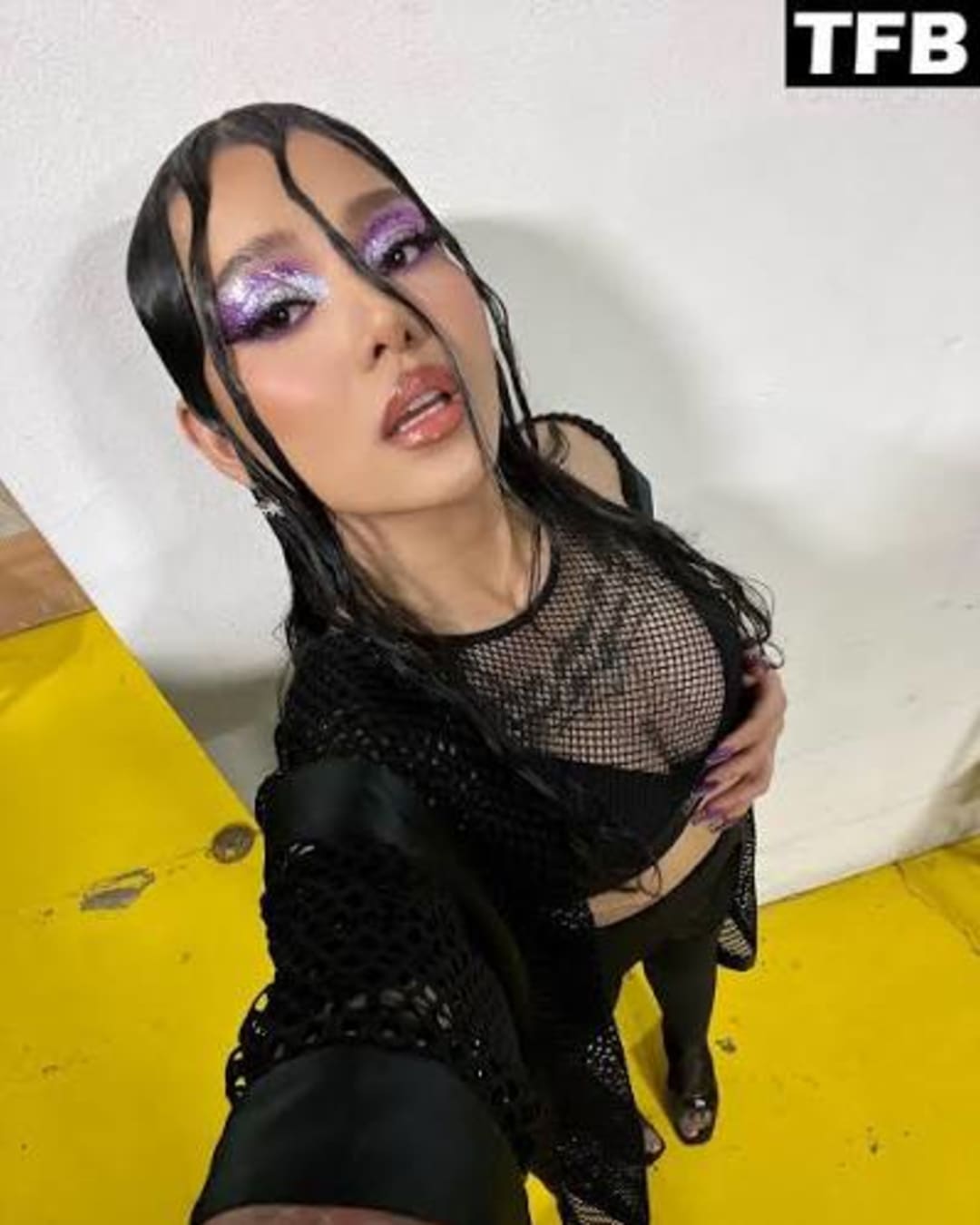 Bella Poarch singer photo 8